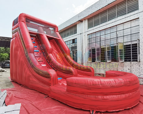 Czerwony dmuchany zamek Bounce House Outdoor Nadmuchiwane zjeżdżalnie wodne Multi Color